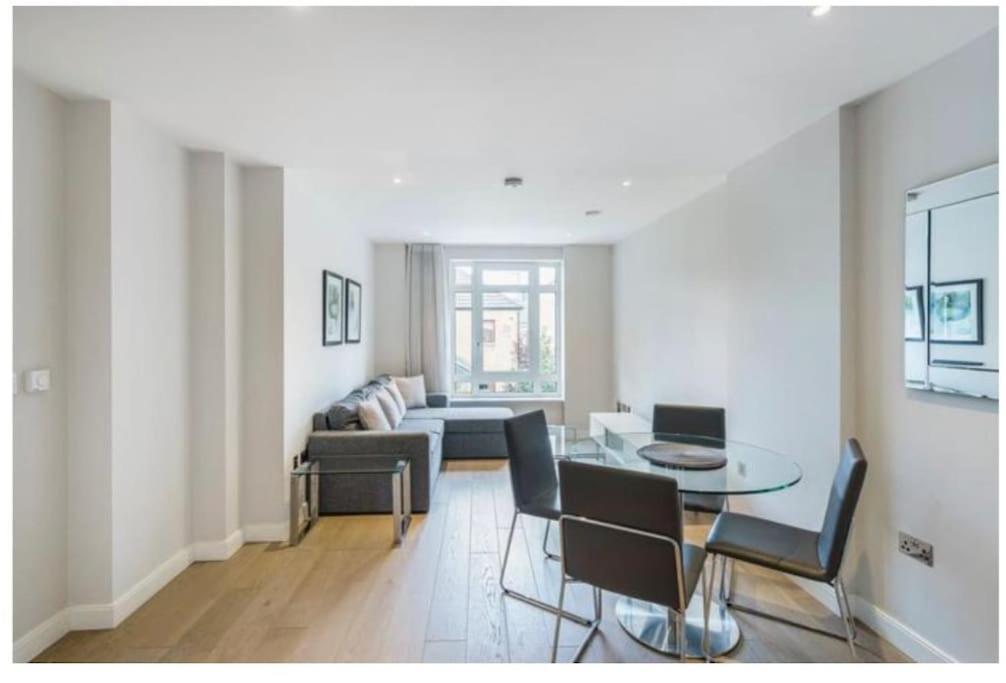 Lovely 2Brooms Flat. Excellent Location London Bagian luar foto